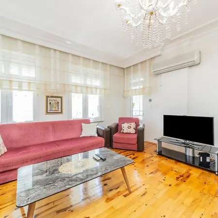 And Pleasant Flat In Muratpasa